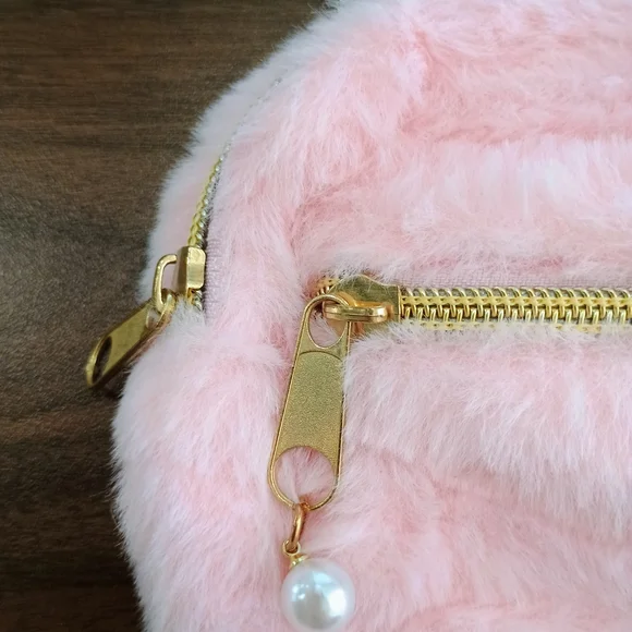 Pink Faux Fur Key & Card Holder - Picture 3 of 5
